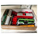 COLLECTION TRAIN CARS AND ASSESSORIES