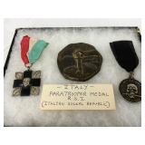 3 WWII Italian Social Republic Items: Paratrooper Medals and Bronze Plaque