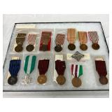 14 Early Italian War Medals, Including Assorted Campaign and Merit Medals