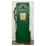 Wayne 866 Gas Pump with Orig. Porcelain Atlantic Signs