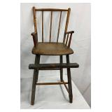Early Spindle Back Highchair