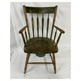 Prim Penn Potty Chair