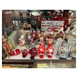 Vintage Santa Claus Figures and Holiday Decor