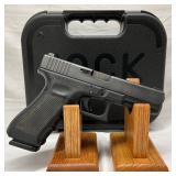 NIB Glock Gen 4 Model 17 Semi-Automatic 9mm Pistol with Case