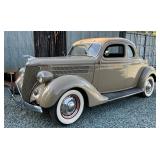 Chrome Details & White Wall Tires - Red Accented Hubcaps 
