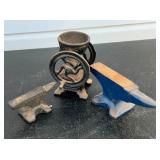 EARLY MINI COFFEE GRINDER, ANVILS