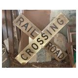 RR CROSSING SIGN