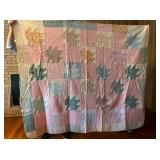 COLLECTION HANDMADE QUILTS