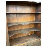 curved-edge shelves