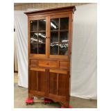 Glass 12 pane Doors/Bracket Style Feet