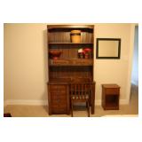 Broyhill Desk with Hutch