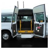 2009 Ford medical transport van