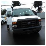 2009 Ford medical transport van