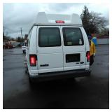 2009 Ford medical transport van