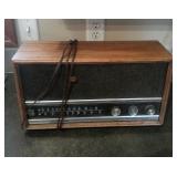 Magnavox Radio
