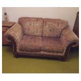 Loveseat 