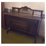 Antiqe Sideboard/Buffet