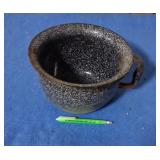Graniteware Chamber Pot