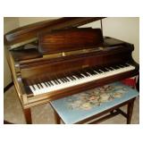 Everett Baby Grand Piano. Great condition Please note: needs ivory on one key replaced. 