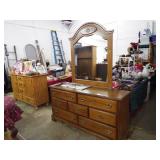 Antique,Collectible & Household Auction