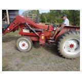 IH 584 w/ Loader