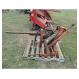 3 pt. Hyd. Hay Spear