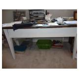 Tapered leg farm table