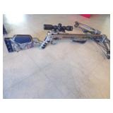 HORTON ULTRA-LITE EXPRESS CROSS BOW W/SCOPE