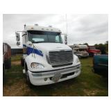 06 FREIGHTLINER W/ MERCEDEZ ENGINE