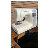 Singer Quantum CXL Sewing Machine