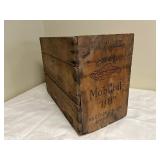 MobilOil Wood Gargoyle Crate 10 Gallon