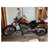 2011 Suzuki S40 Boulevard Motorcycle