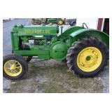 GUNS/TRACTORS/TOOLS/IMPLEMENTS/JOHN DEERE