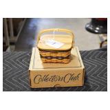 ANTIQUES/GLASSWARE/HOUSEHOLD/COLLECTIBLES