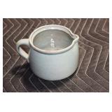 ANTIQUES/HOUSEHOLD/GLASSWARE/COLLECTIBLES