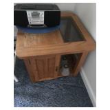 Oak end table 