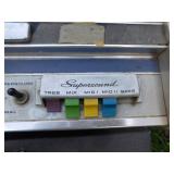 Baldwin Amplifier, detail