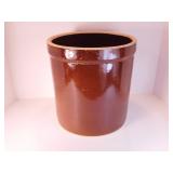 Crock #3 stamped Roseville