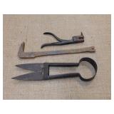 Var. Antique Tools