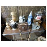 Grouping of Nic Nacs