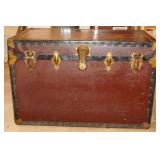 Steamer Trunk with Tray