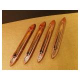 Grouping of weaving shuttles