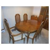 Dinette set with 6 chairs & pads