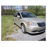 2014 Chrysler Town and Country