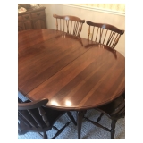 Dining table w 2 leaves