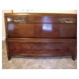 Nice Mahogany Full size Bed