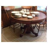 Oak Round Table