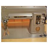 Singer Sewing Machine (301)