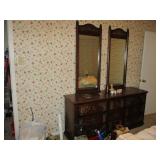 Vintage dresser with two mirrors