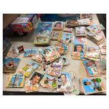 VINTAGE 1960 BASEBALL CARDS
